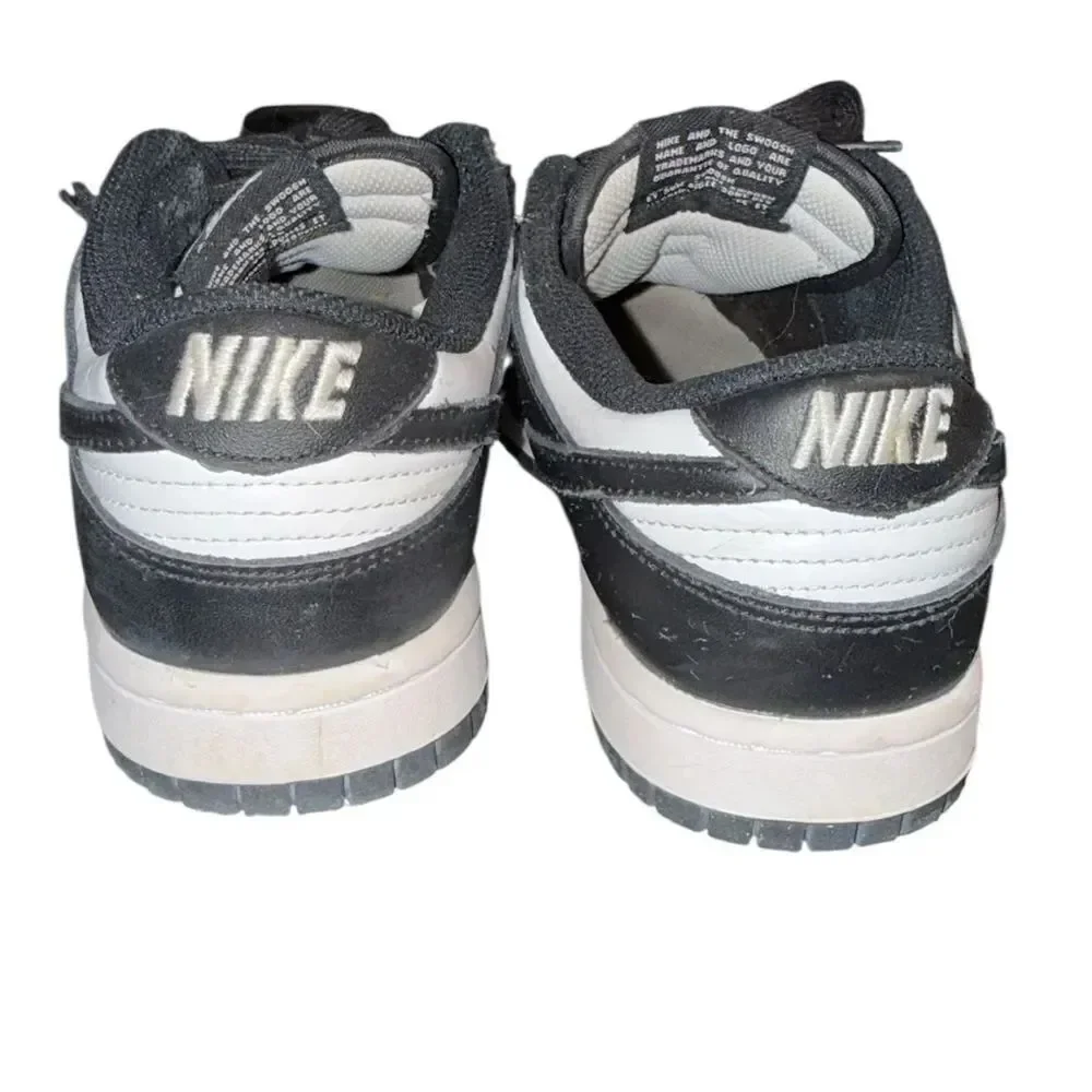 Nike White and Black Low-Top Sneaker